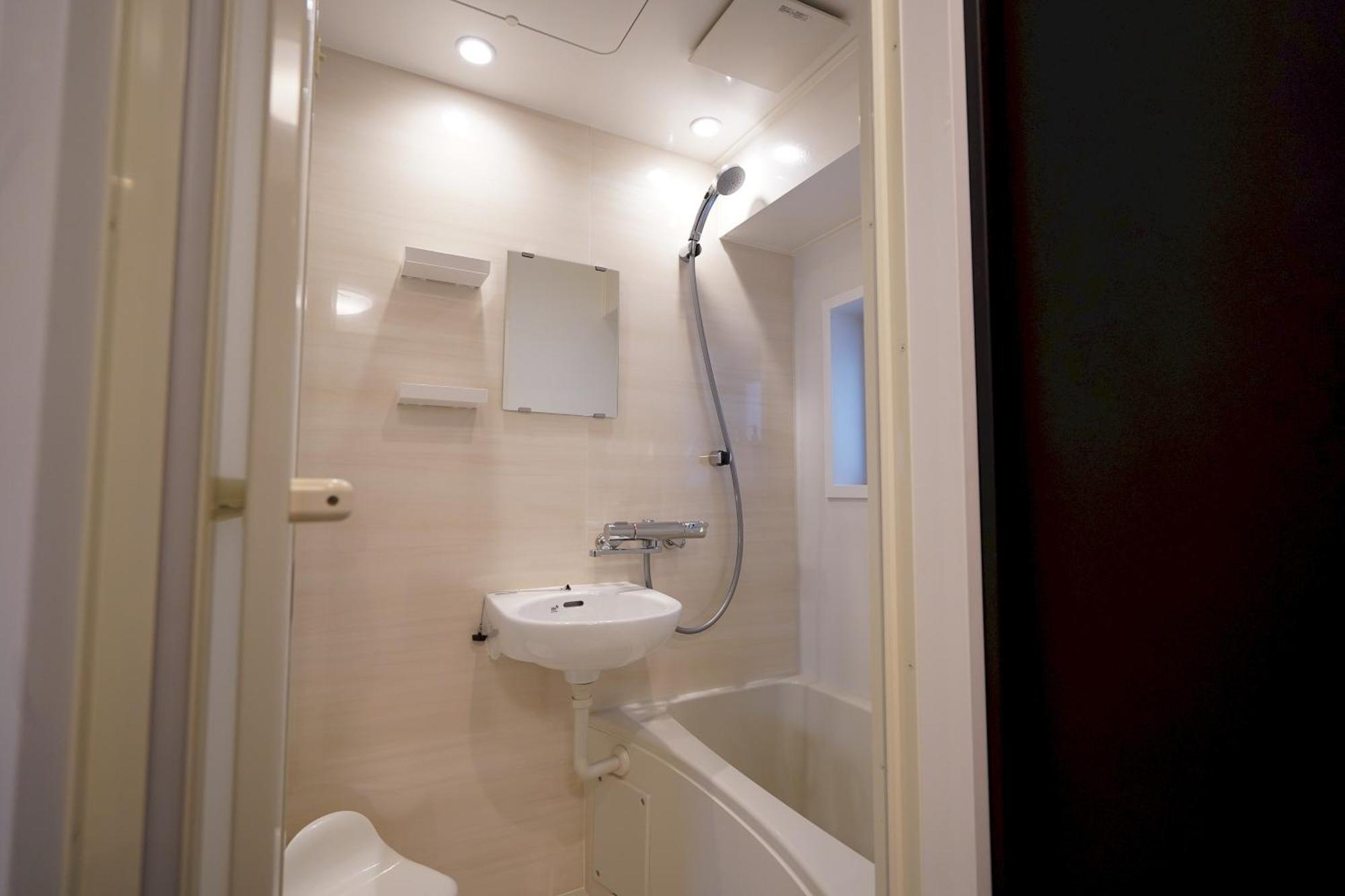 Penthouse 1-bedroom Flat In Hiroo Shibuya *