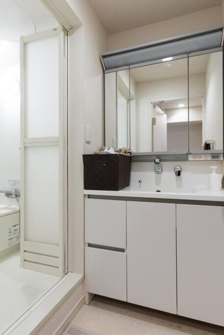 Village Gotanda Apartment Tokyo