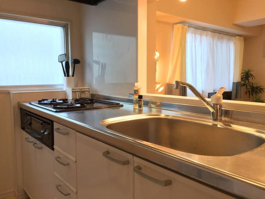Village Gotanda Apartment