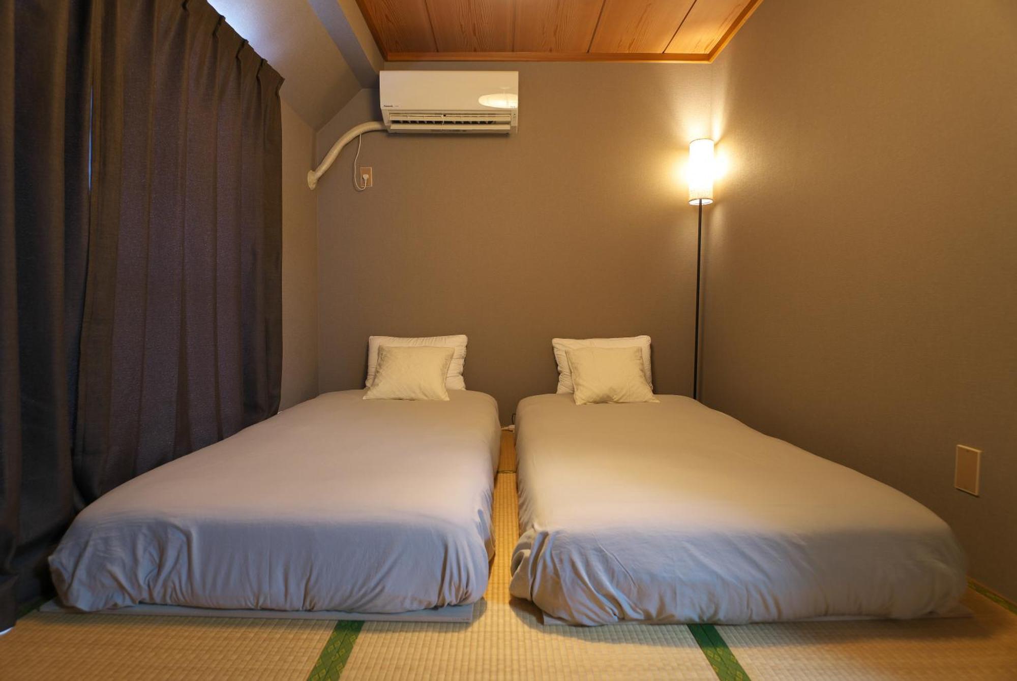 Zen Abode Japanese-style And Modern Western-style *