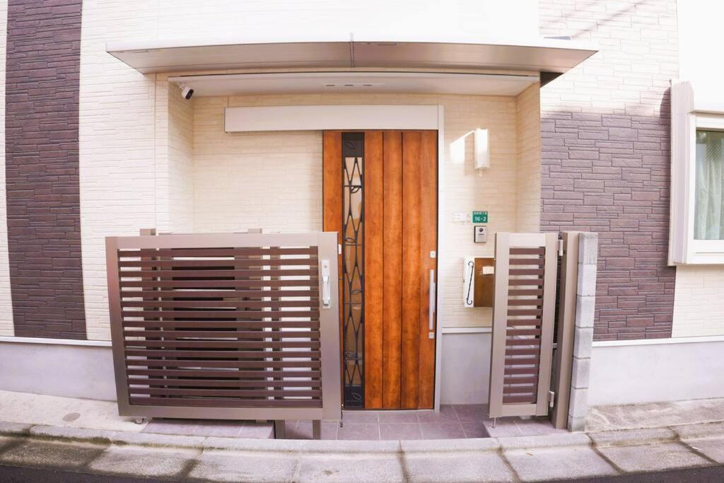 Villa 全新设备设施 3层102平方独栋洋房4室1厅2卫2个洗澡间 厨房完备 交通便利 Tokyo