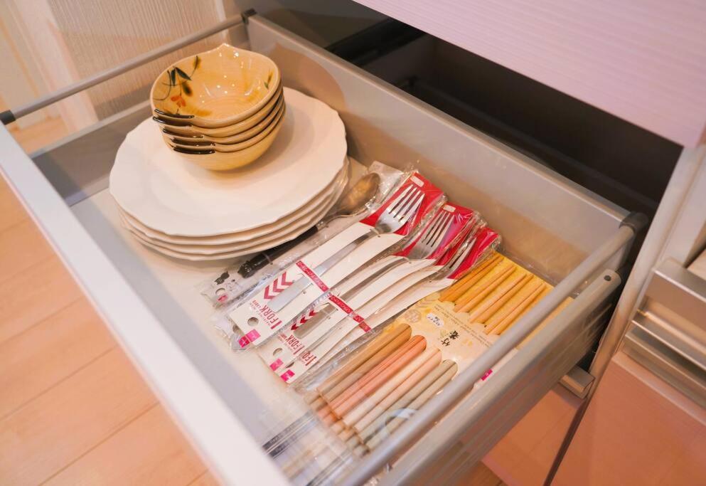 Villa 全新设备设施 3层102平方独栋洋房4室1厅2卫2个洗澡间 厨房完备 交通便利 *