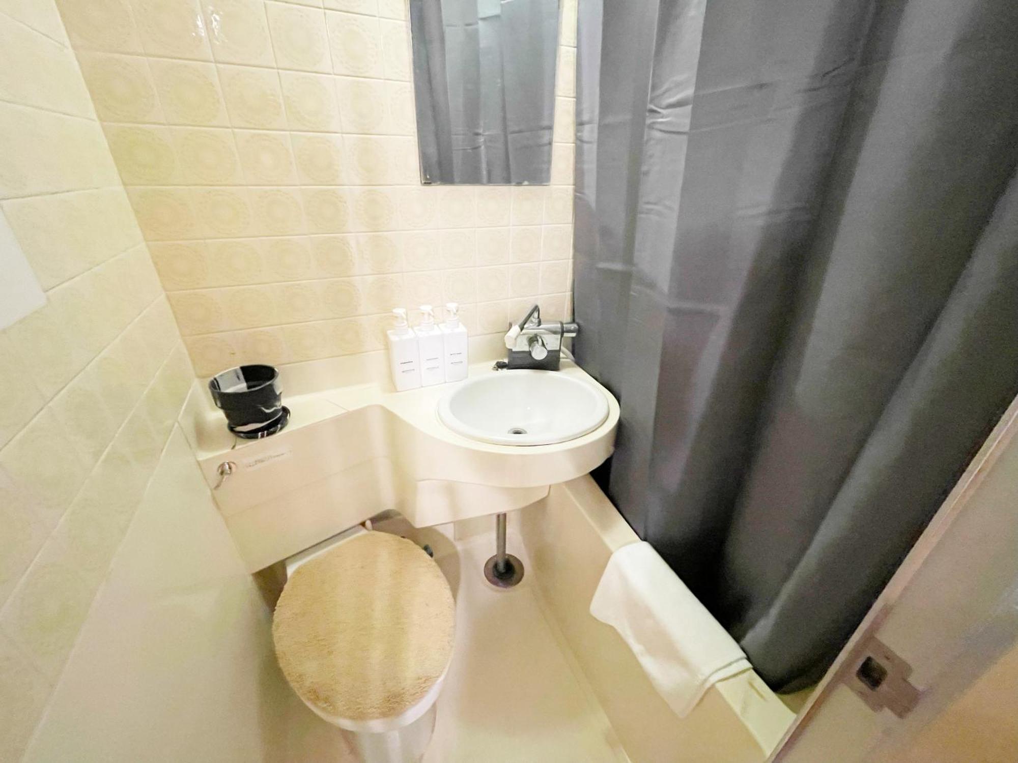 Lvb Shinjuku Apartment
