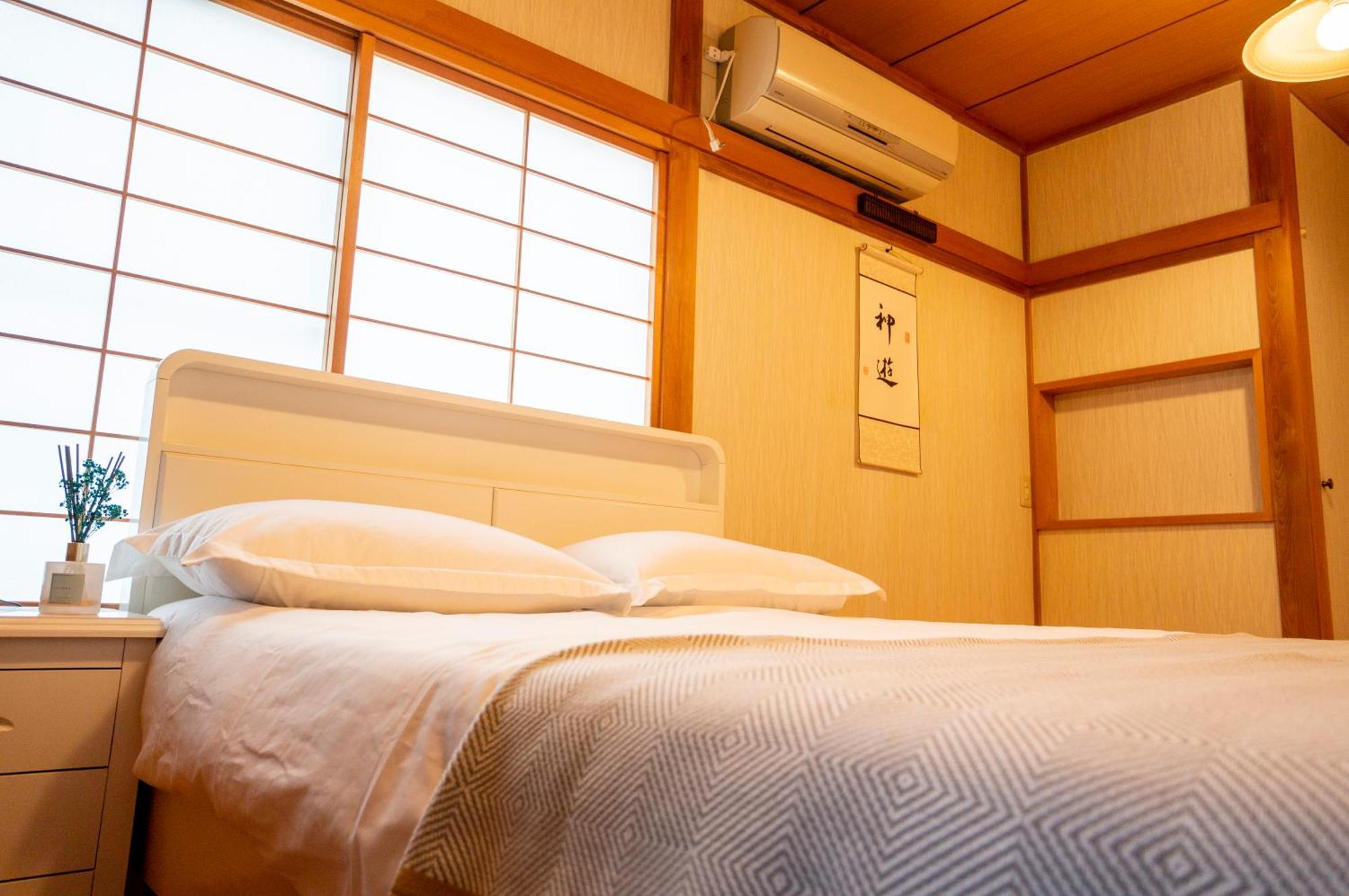 Villa Family Or Business Travel 20 Percent Off 20 Guests 144sqm Free Ikebukuro Shuttle 2 Kitchens Bathrooms 4 Bedrooms *