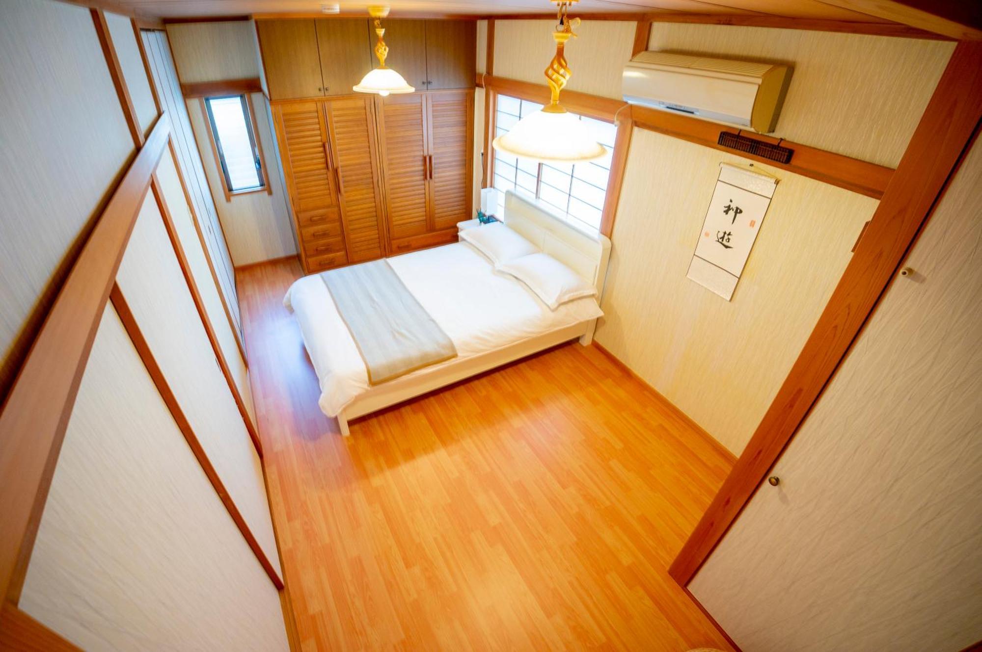Family Or Business Travel 20 Percent Off 20 Guests 144sqm Free Ikebukuro Shuttle 2 Kitchens Bathrooms 4 Bedrooms Villa