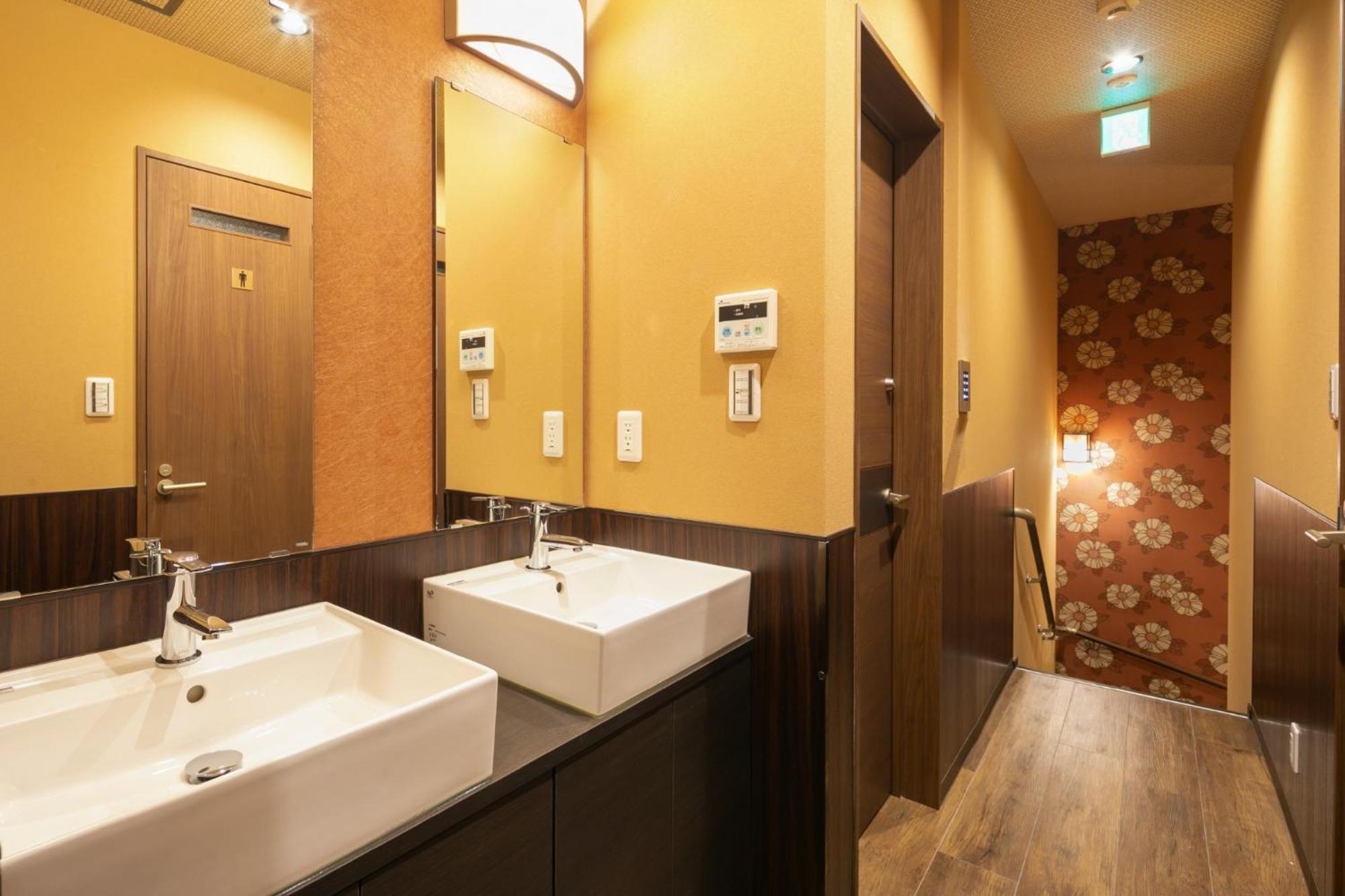 Hotel Ikidane Cozy Haneda Airport - Vacation 25834v *