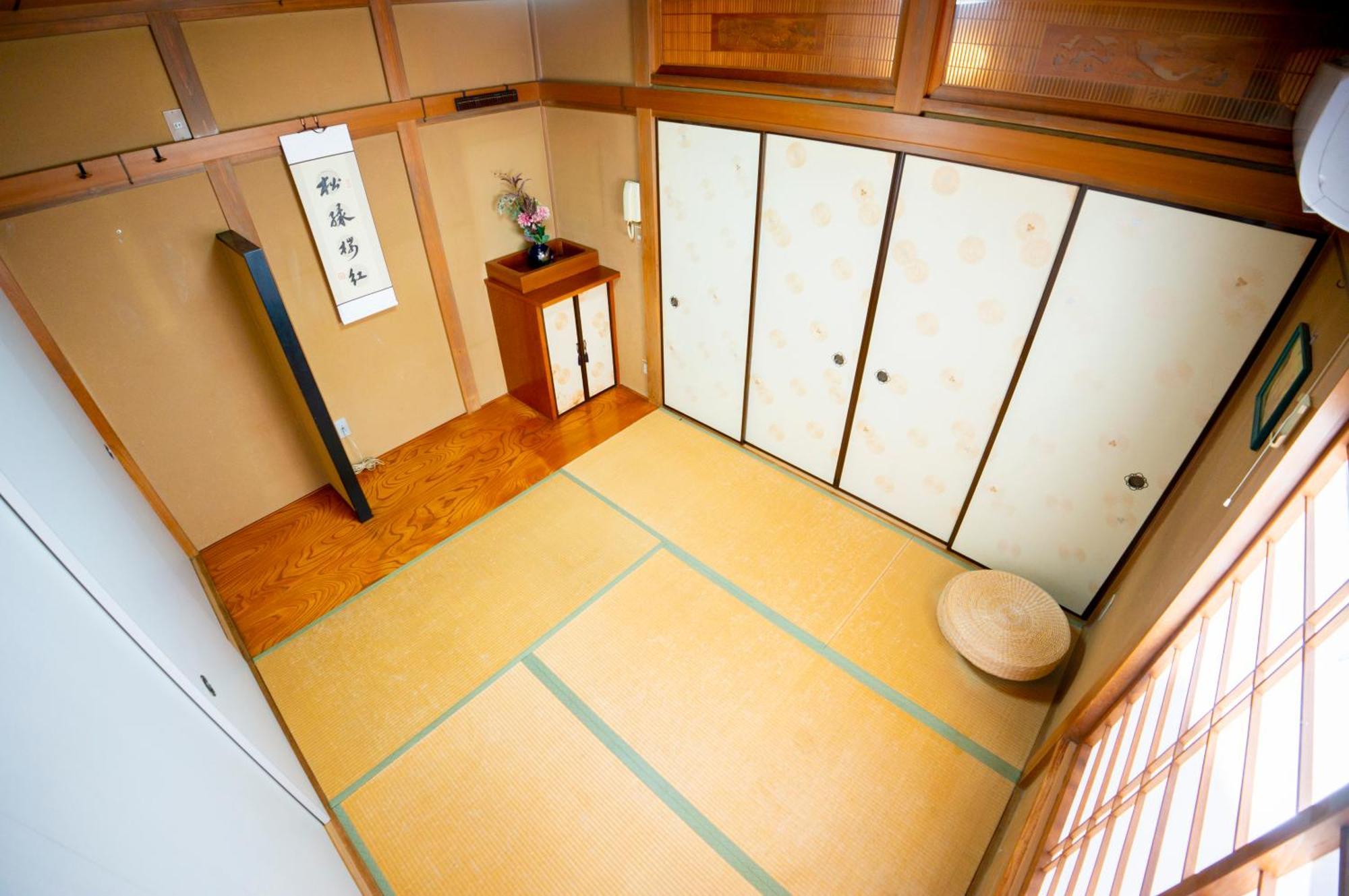 Villa Family Or Business Travel 20 Percent Off 20 Guests 144sqm Free Ikebukuro Shuttle 2 Kitchens Bathrooms 4 Bedrooms