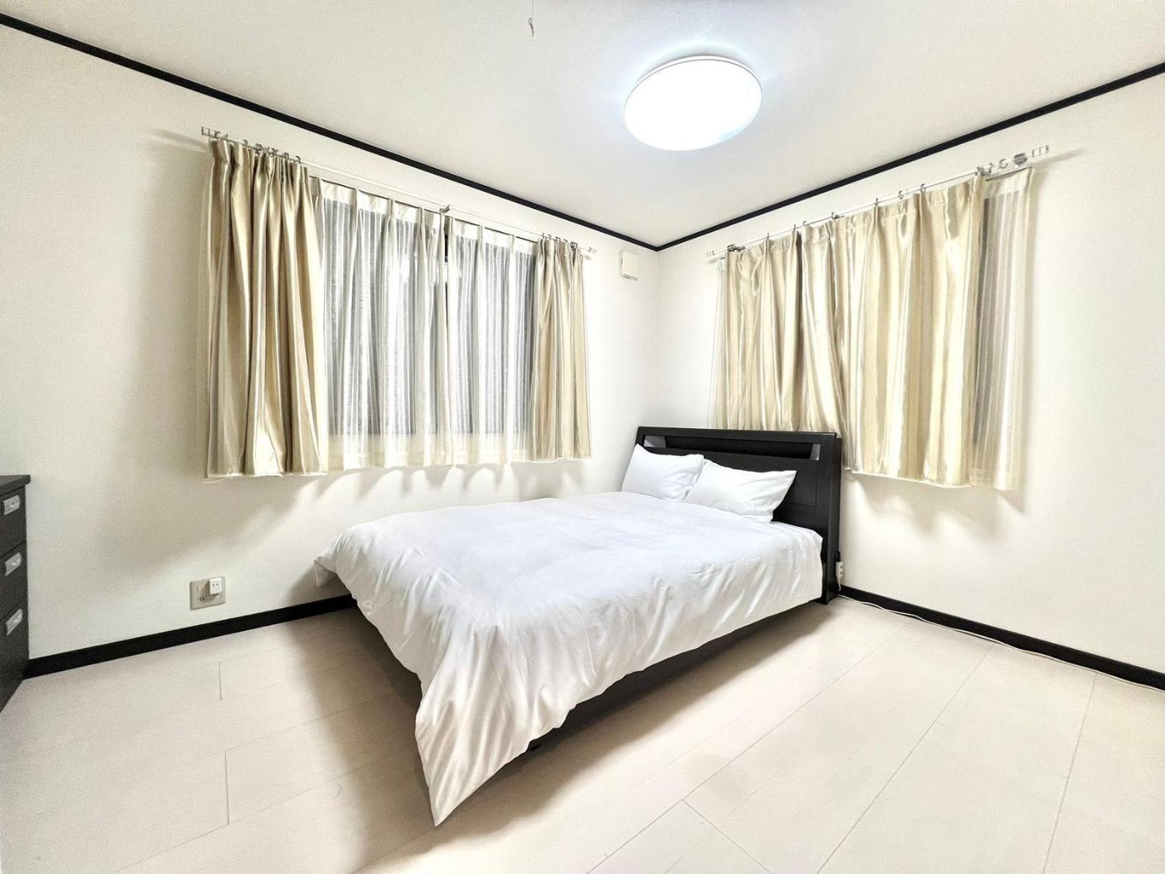 Aparthotel 3min To Sta 9mins Direct To Ikebukuro 10mins To Ueno 13 Mins To Shinjuku Whole Big House Gread Location Easy To Every Spots Max For 6 *