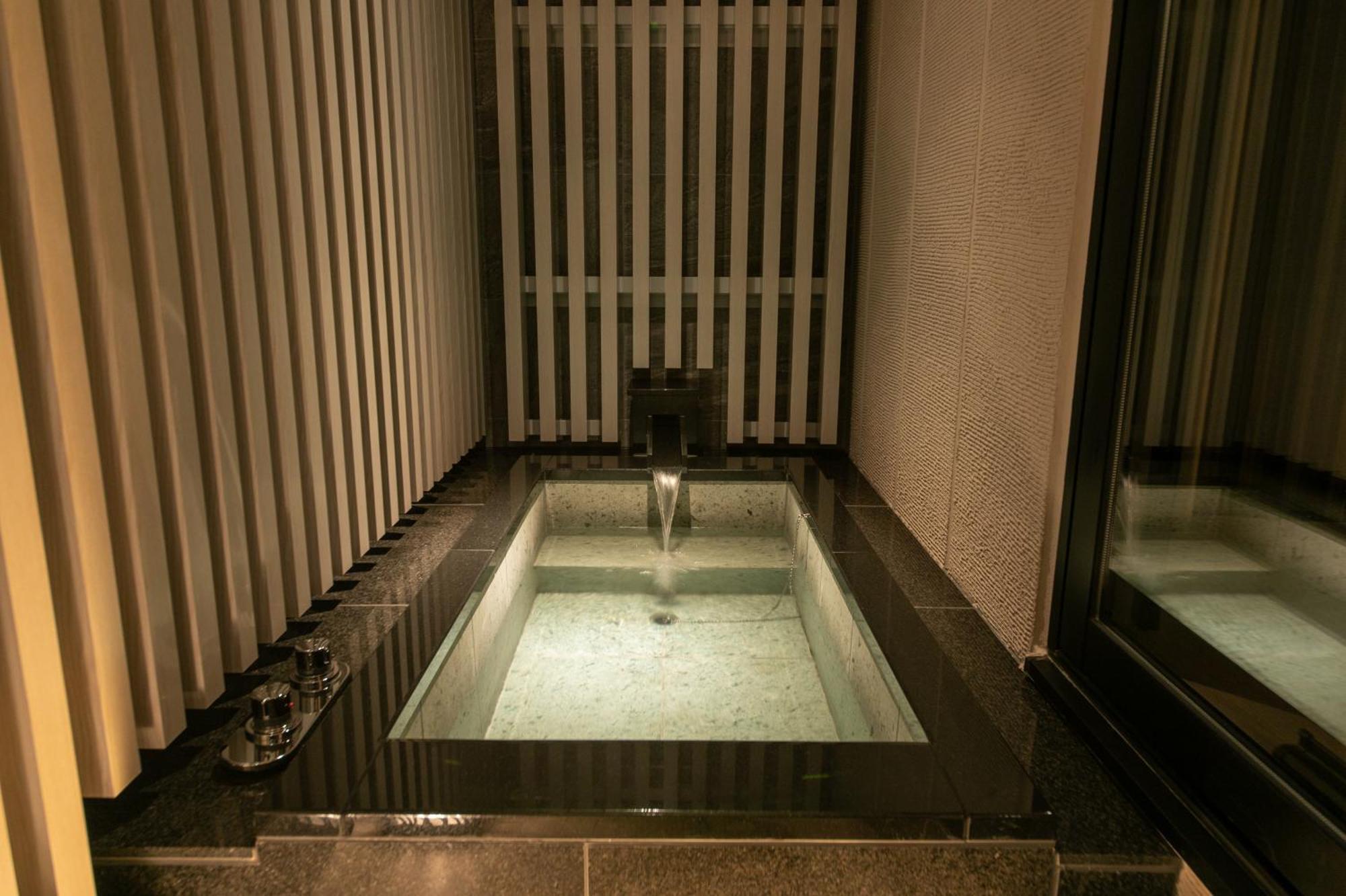 Karuta Akasaka -adult Only- Love hotel Tokyo