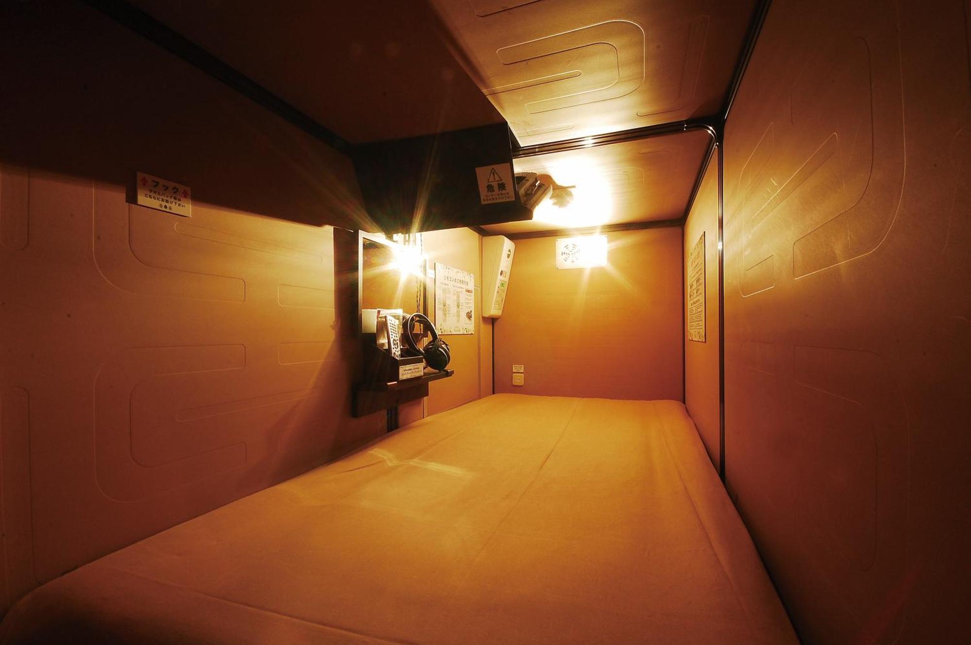 Anshin Oyado Ginza Shimbashi Station - For Men * Tokyo