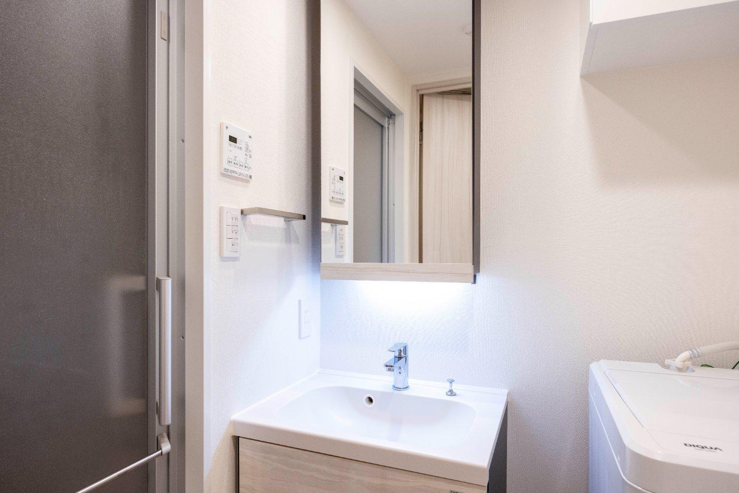 Mat Shinjuku West Apartment *