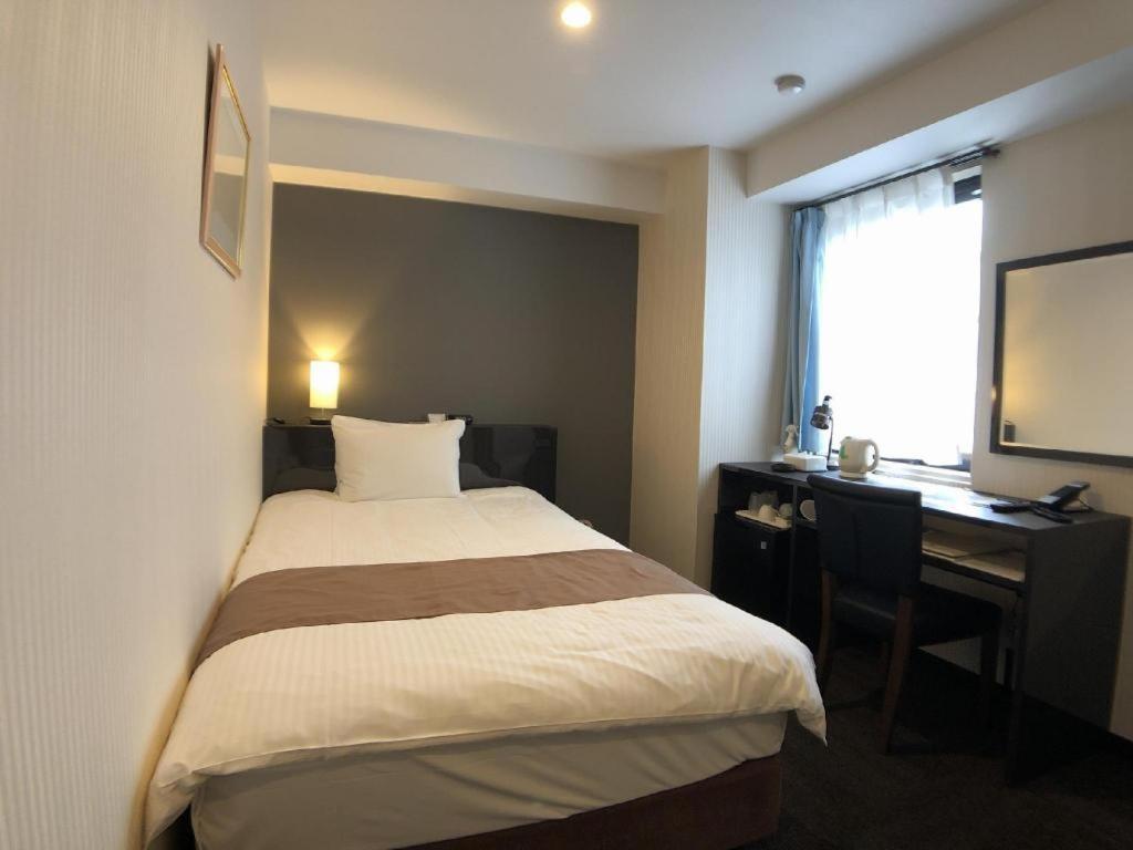 Bougainvillea Akebonobashi Hotel 2*