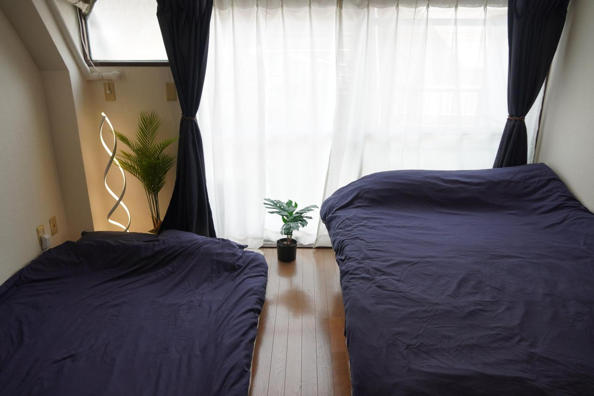 恵比寿駅から徒歩1分 渋谷3分 新宿10分 30m2でゆったり 最高の立地 403号室 Apartment *
