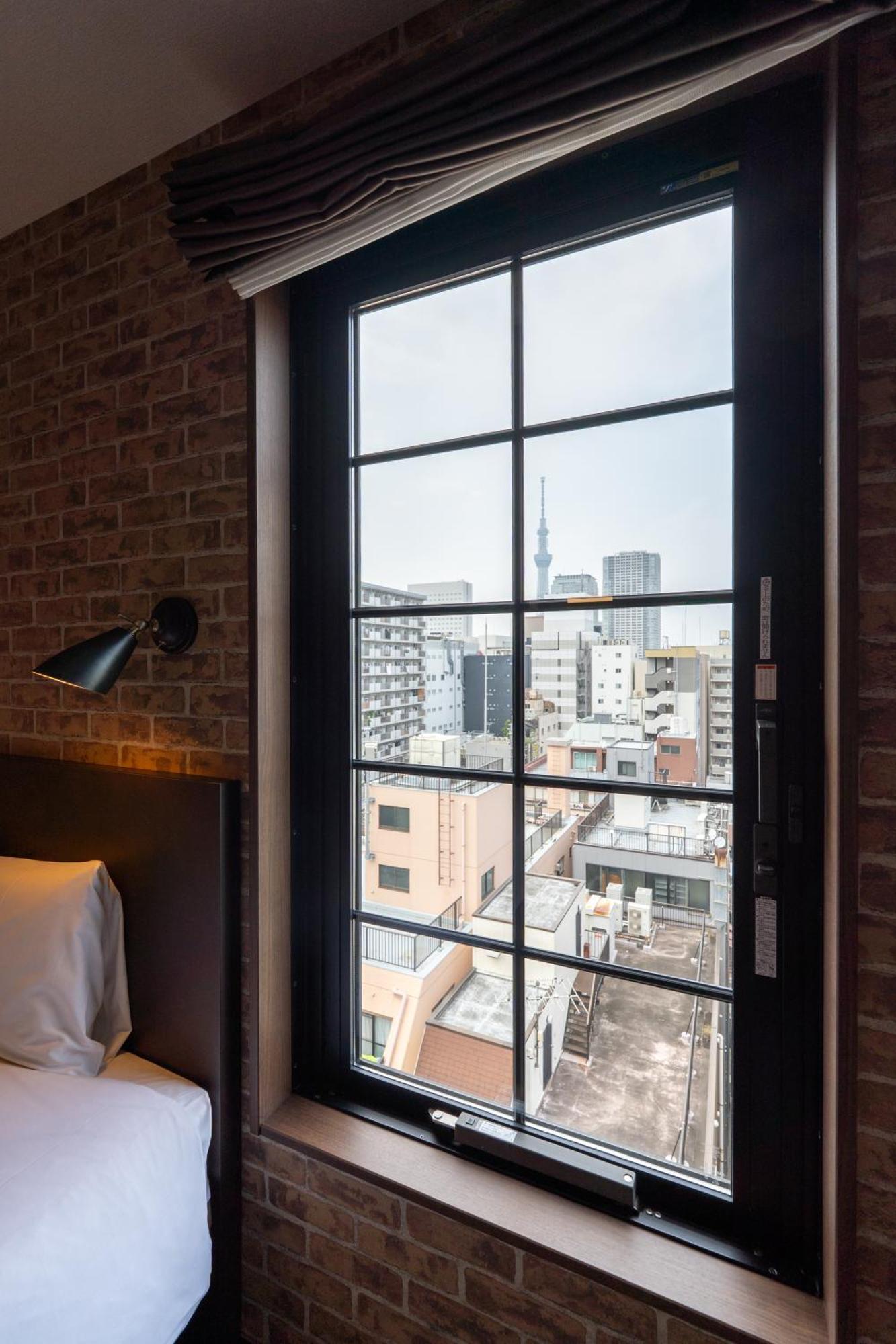 Tabard Hotel 3*