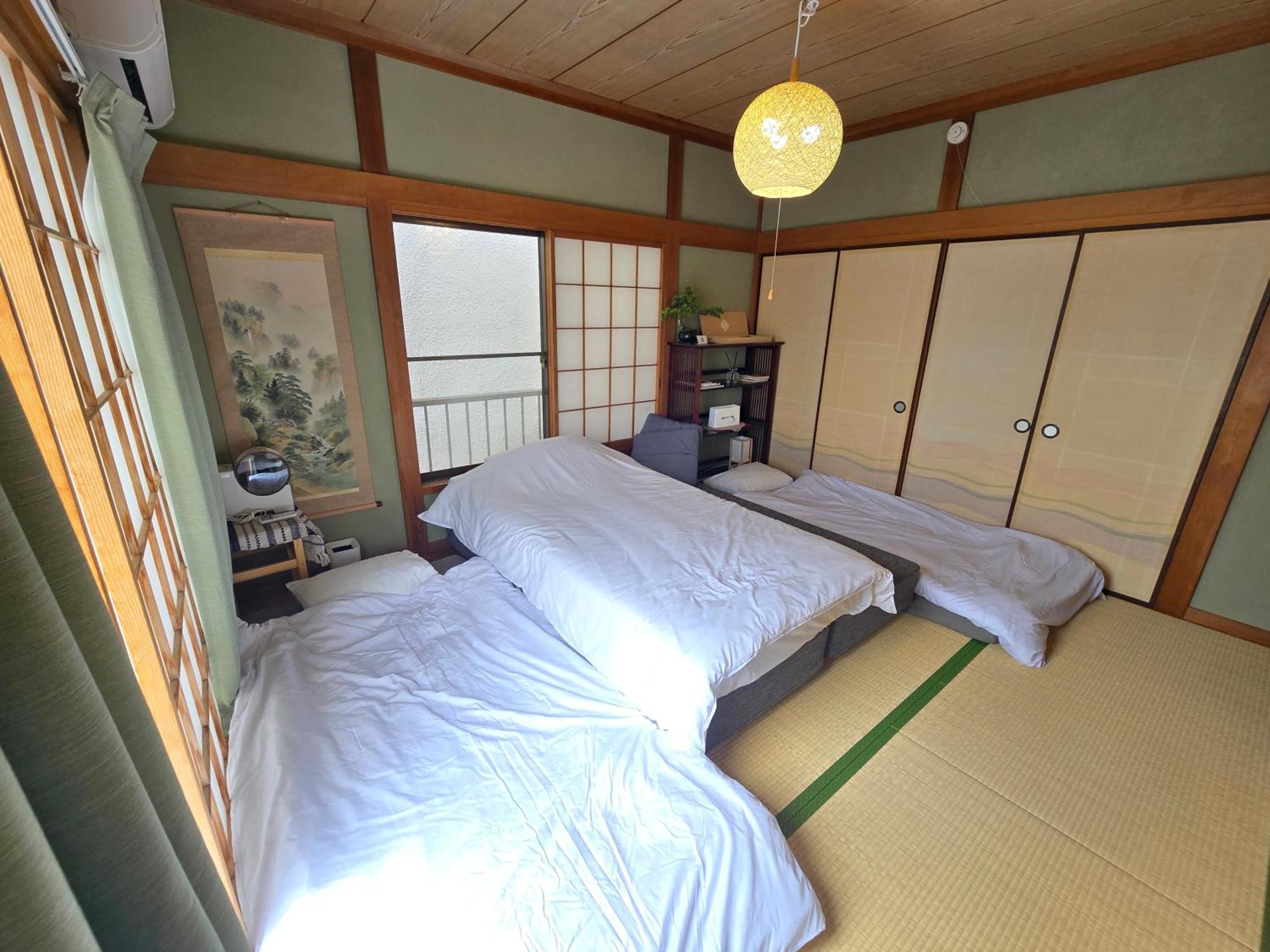 Apartment Asahistay -koiwa, Free Parking O, Whole Family House, Japanese Garden Taste *