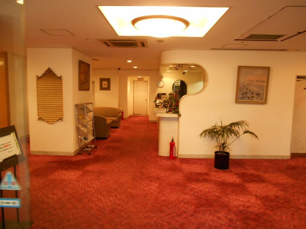 Bougainvillea Shinjuku 3*