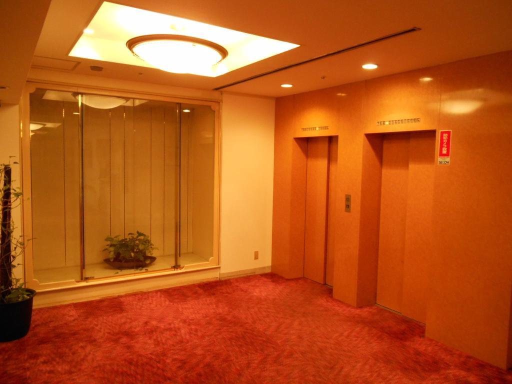 Economy hotel Bougainvillea Shinjuku 3*