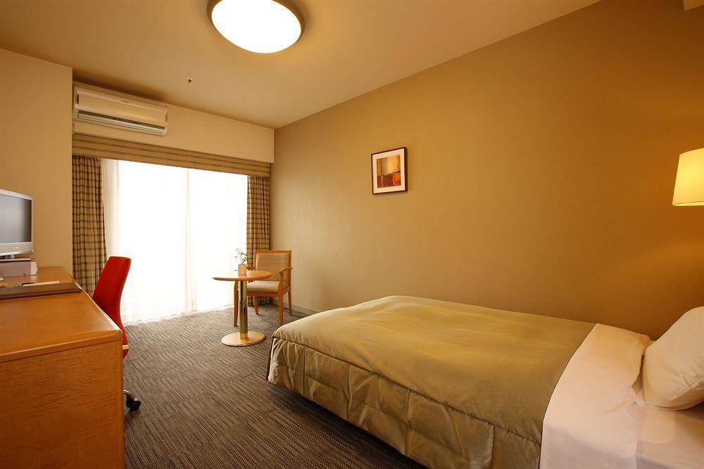 Tokyu Yotsuya Shinjuku Hotel