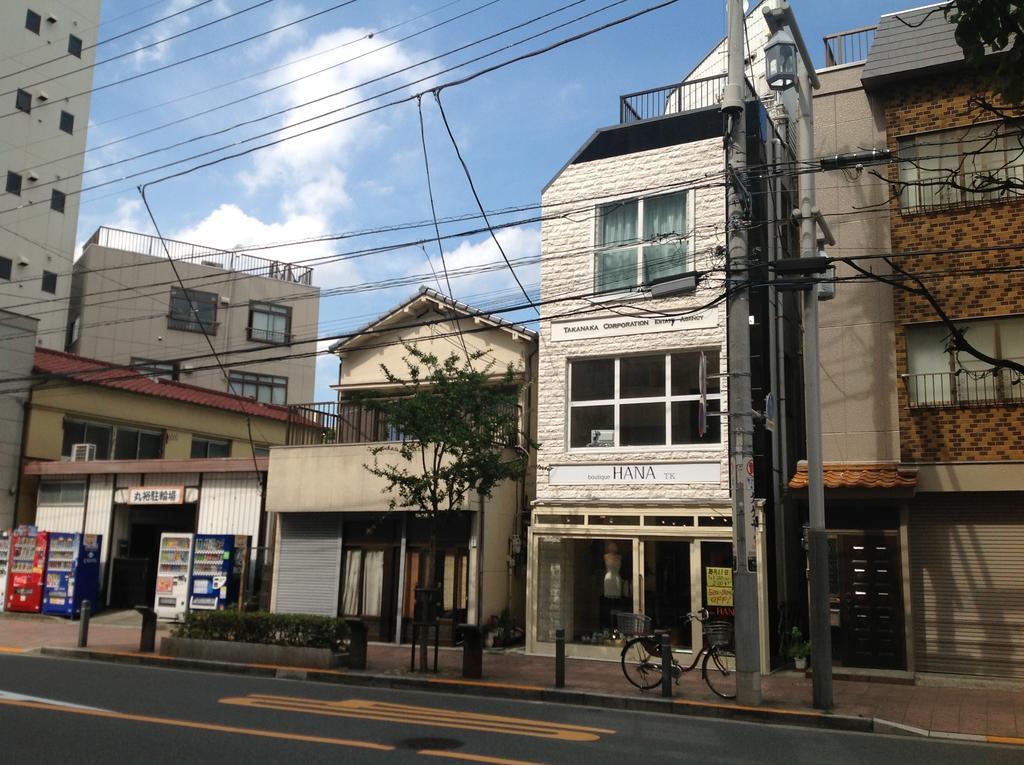 Apartment Vann Amor Takenotsuka Tokyo