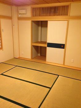 Elm Share House 2*