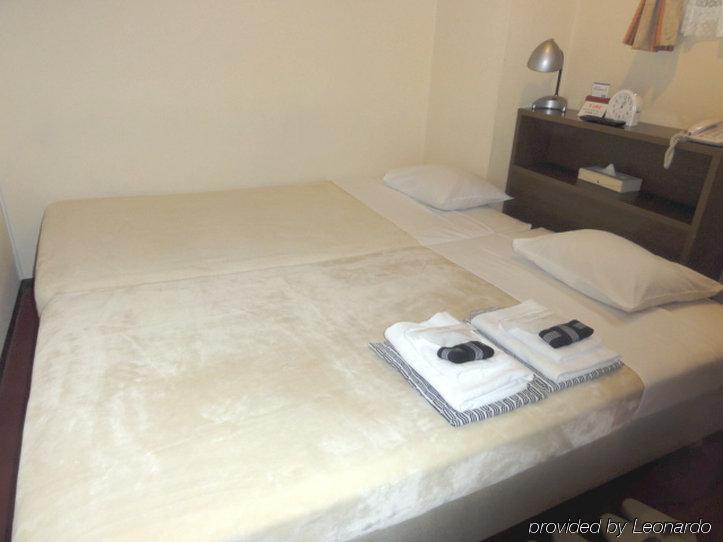 Yanagibashi Hotel *