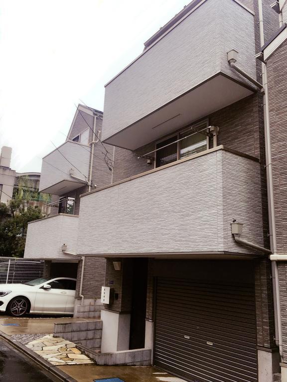 Shinjuku Luxury Three Floor House