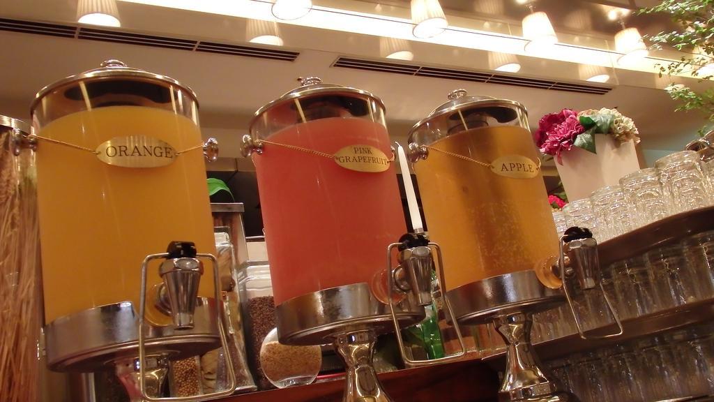 Sunroute Plaza Shinjuku 4*