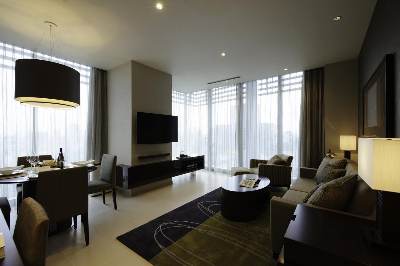 Hotel Oakwood Premier