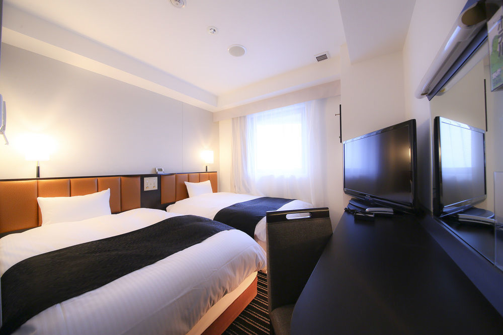 Apa Mita Ekimae 3*