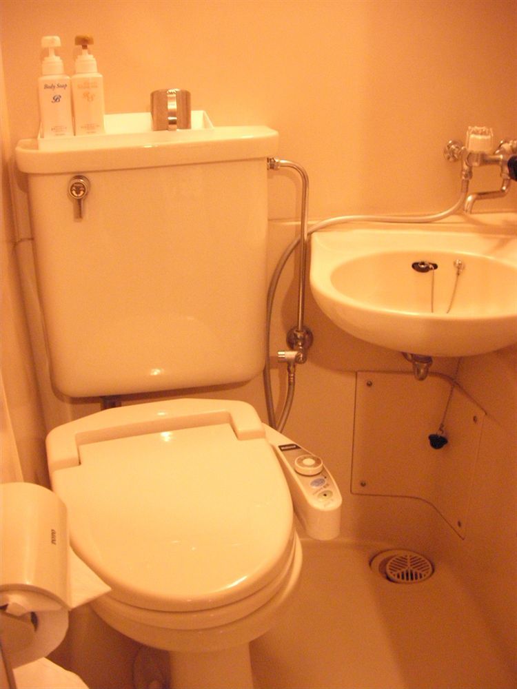 Yanagibashi Hotel *