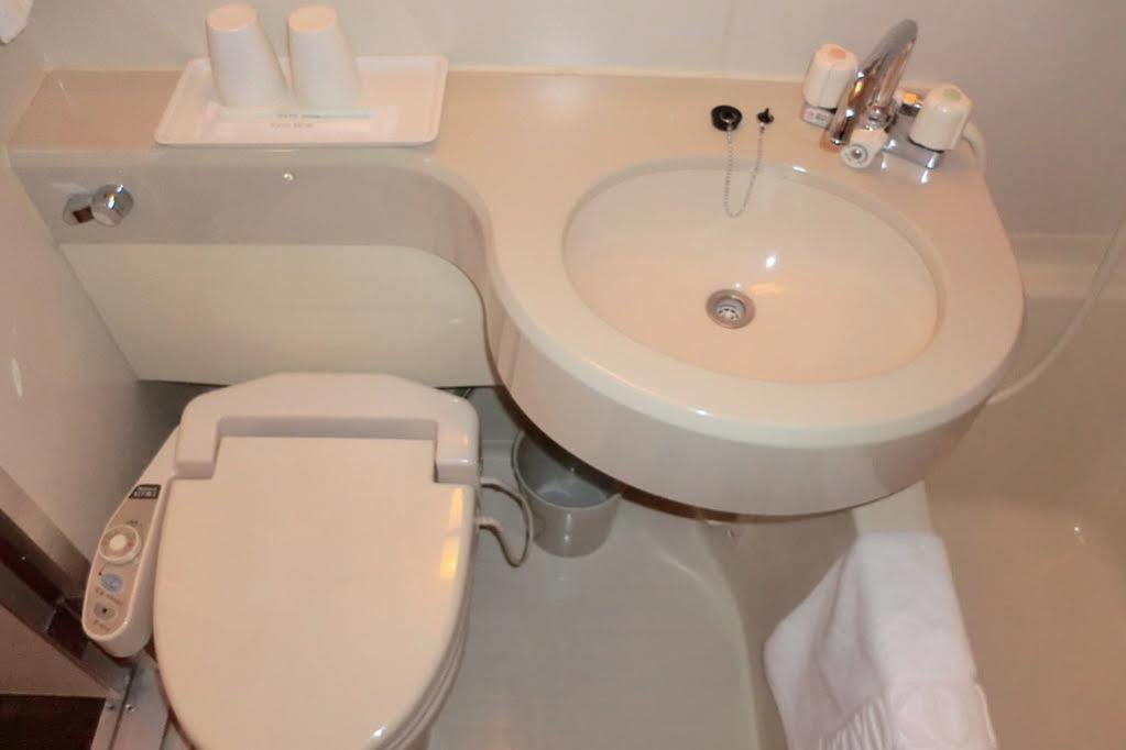 Toyoko Asakusa Senzoku Tsukuba Express Hotel Tokyo