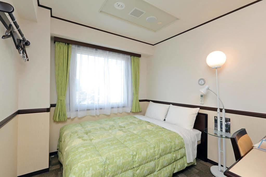 Hotel Toyoko Asakusa Senzoku Tsukuba Express 3*