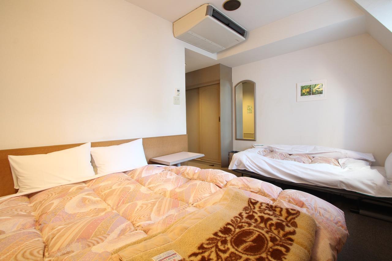 Sakura Ikebukuro Hostel