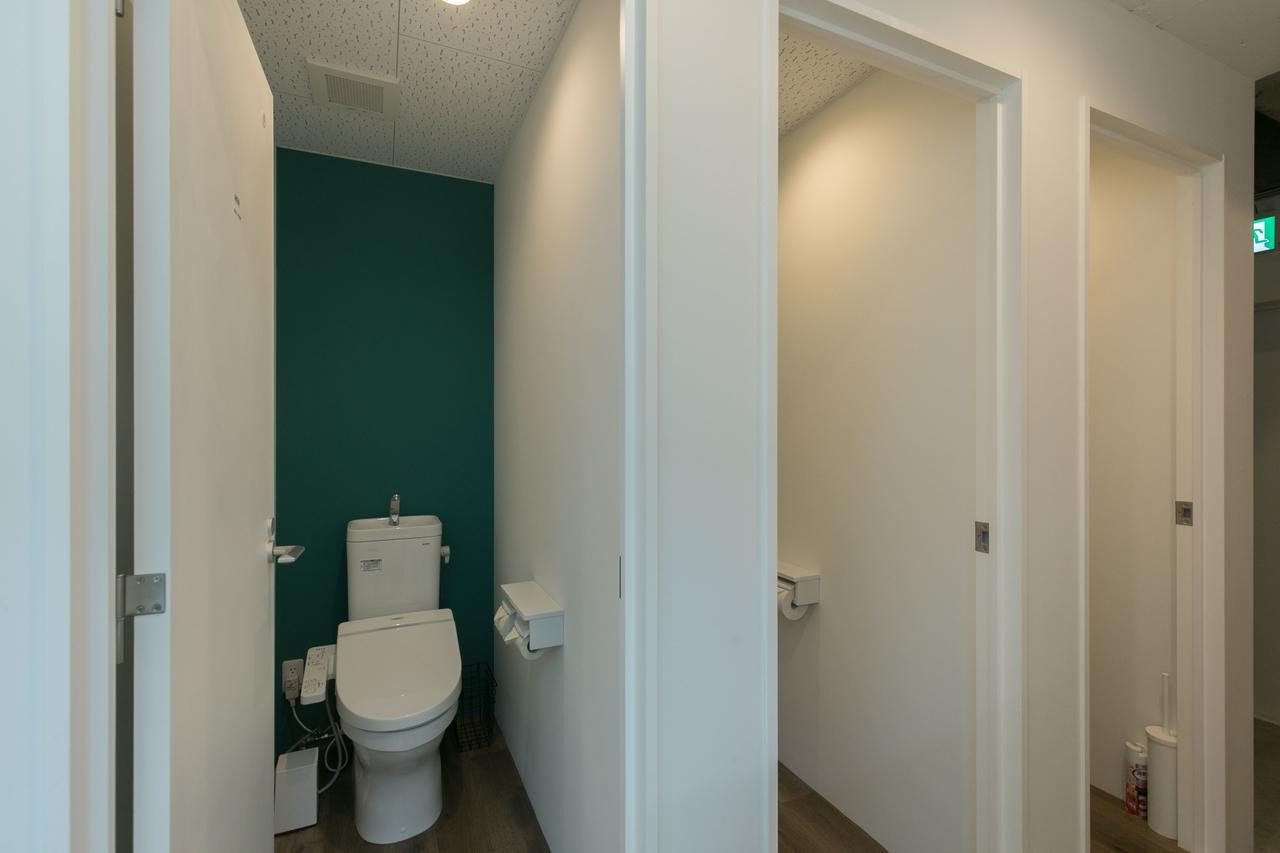 Hostel Den *