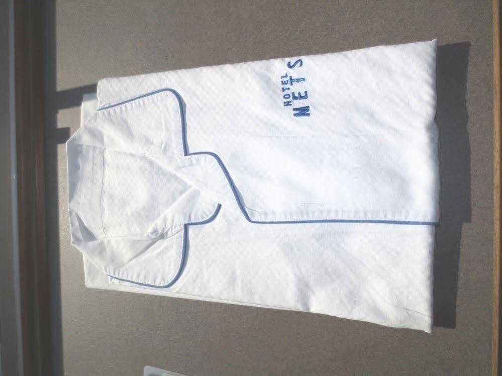 Hotel Jr-east Mets Tabata