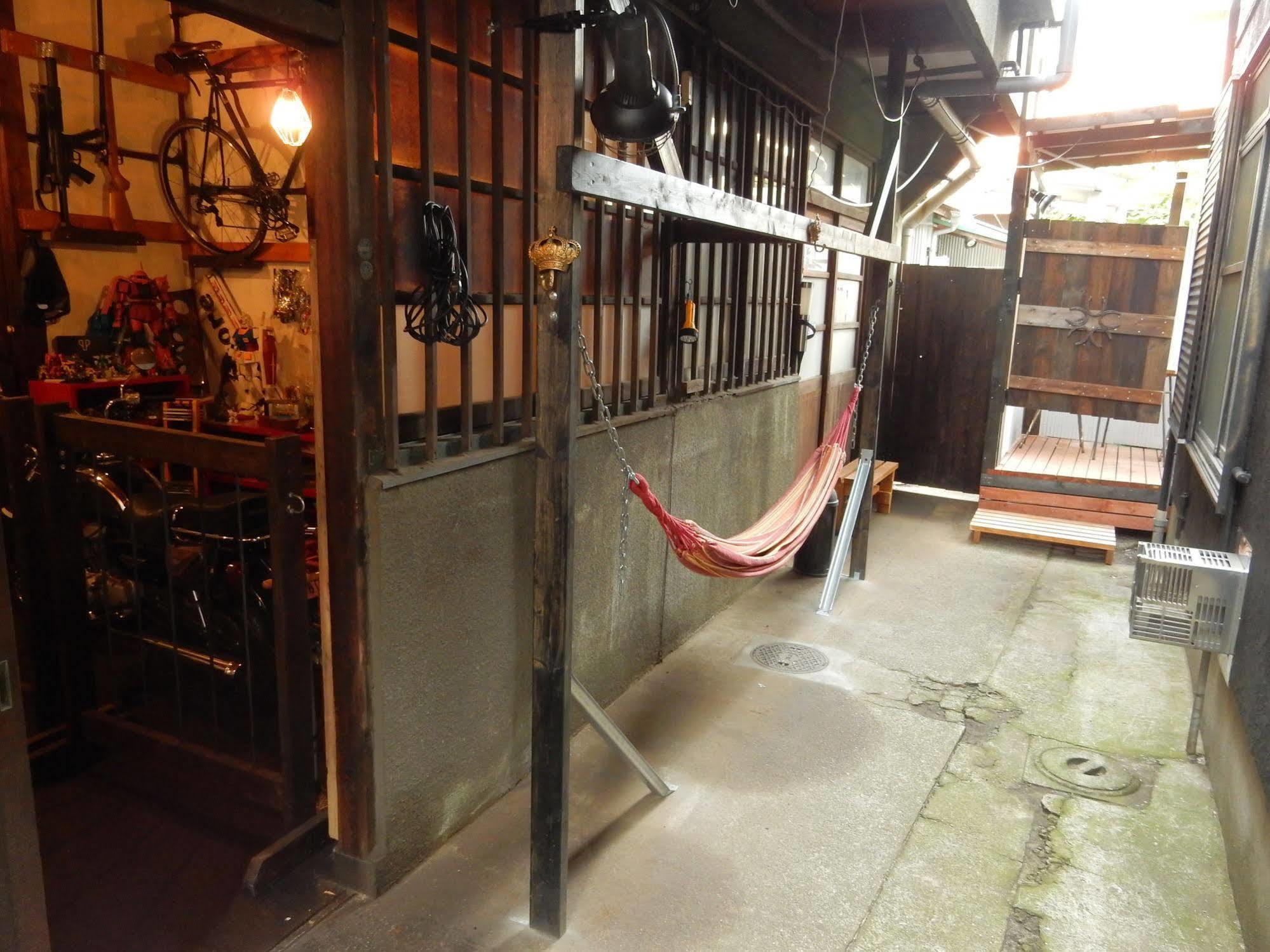 Hostel Oomori Souko *