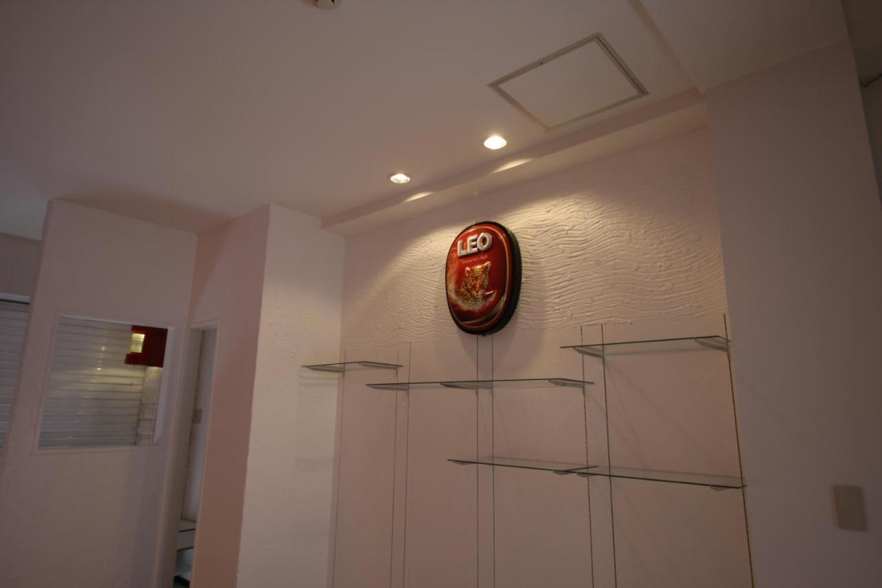 Vann Amor Takenotsuka Apartment *
