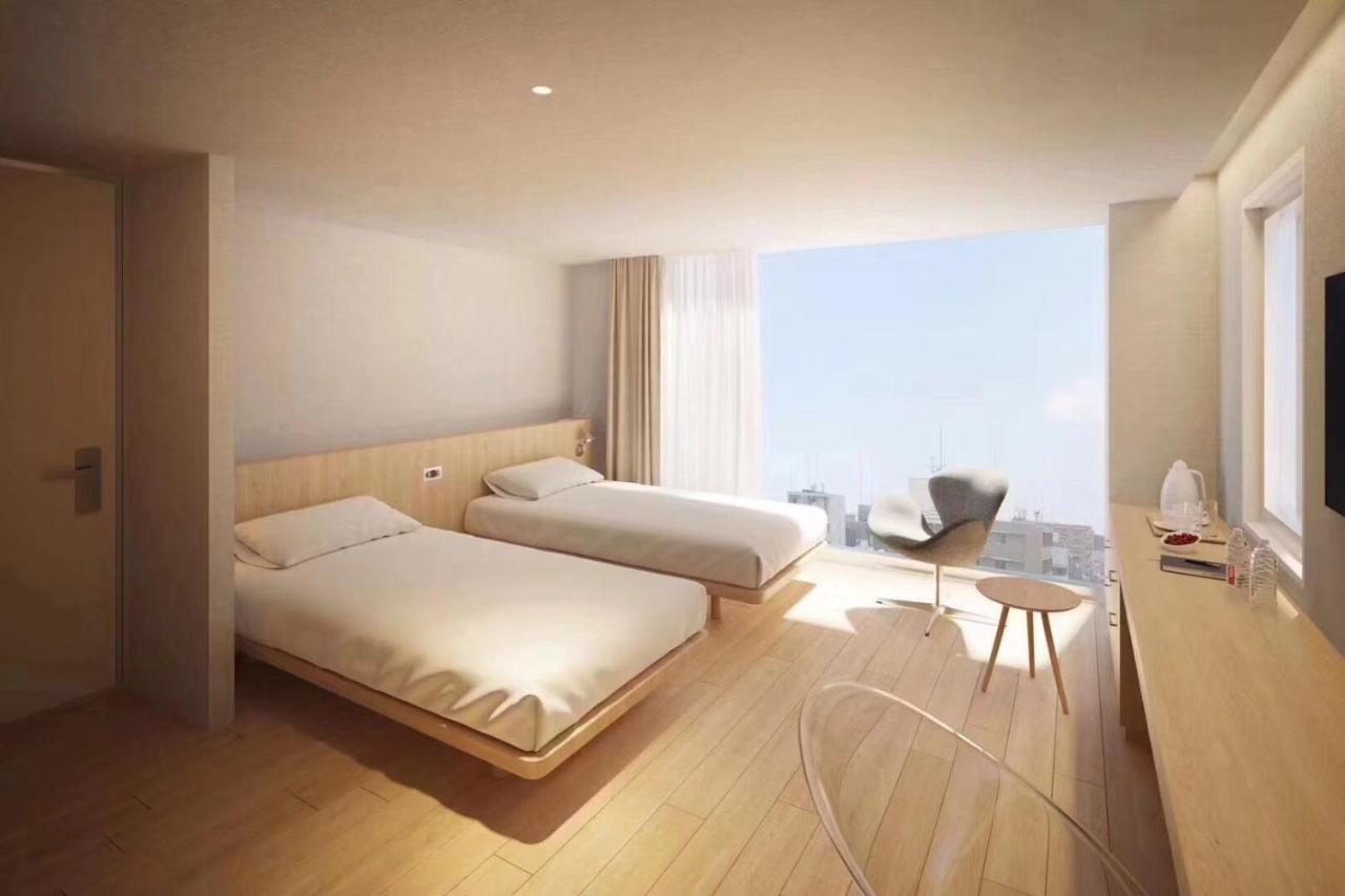 Hotel Comfact 3*