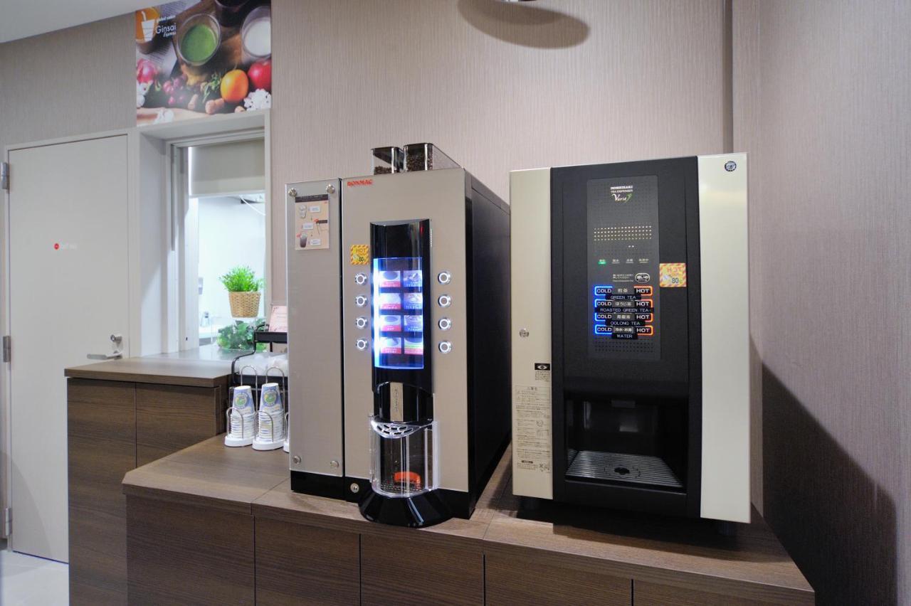 Global Gotanda Capsule hotel