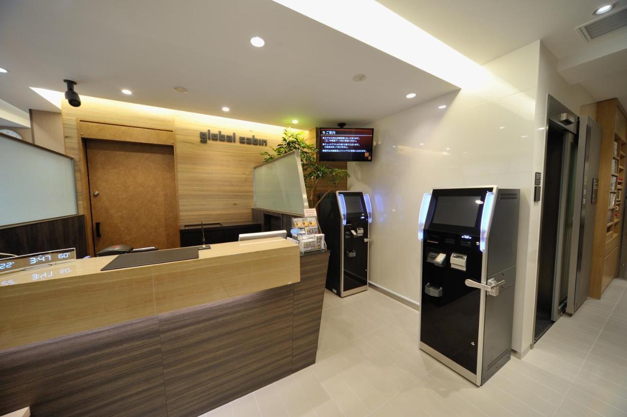 Capsule hotel Global Gotanda Tokyo