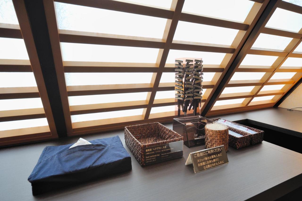 Global Gotanda Capsule hotel