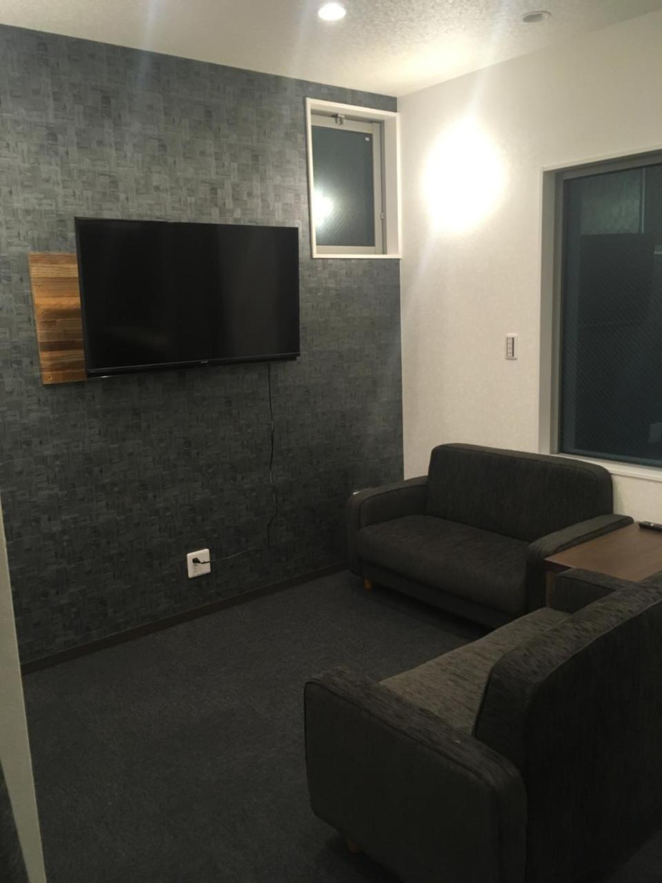 Hideaway Hostel