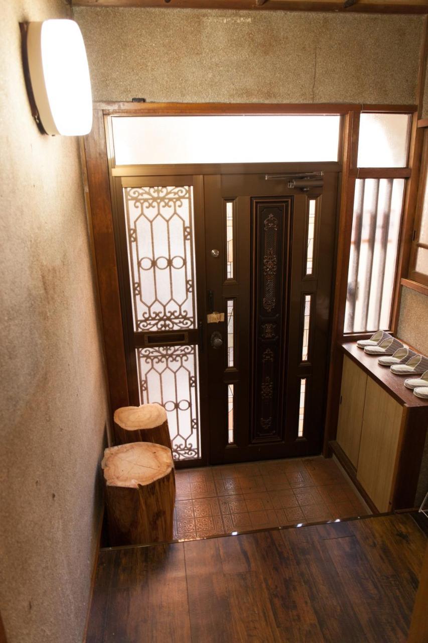 Flower House Apartment