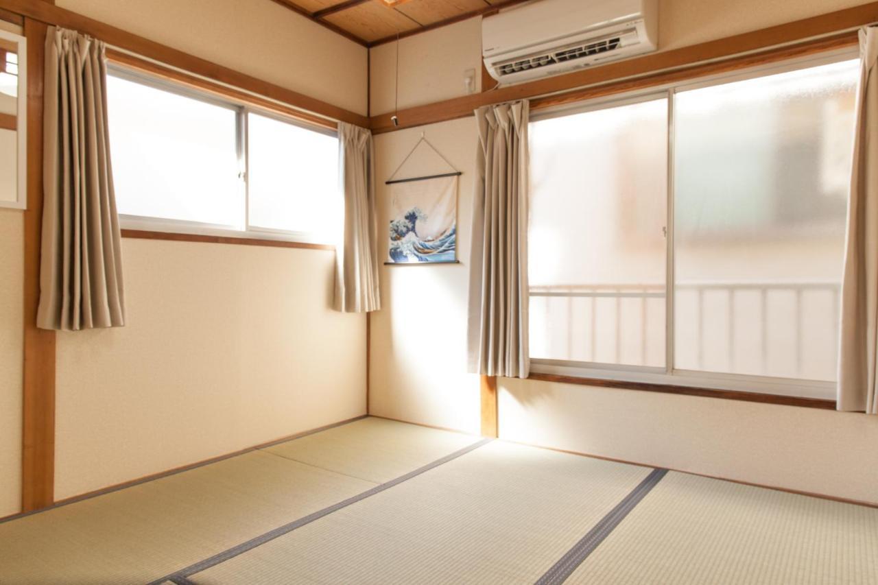 Apartment Flower House *