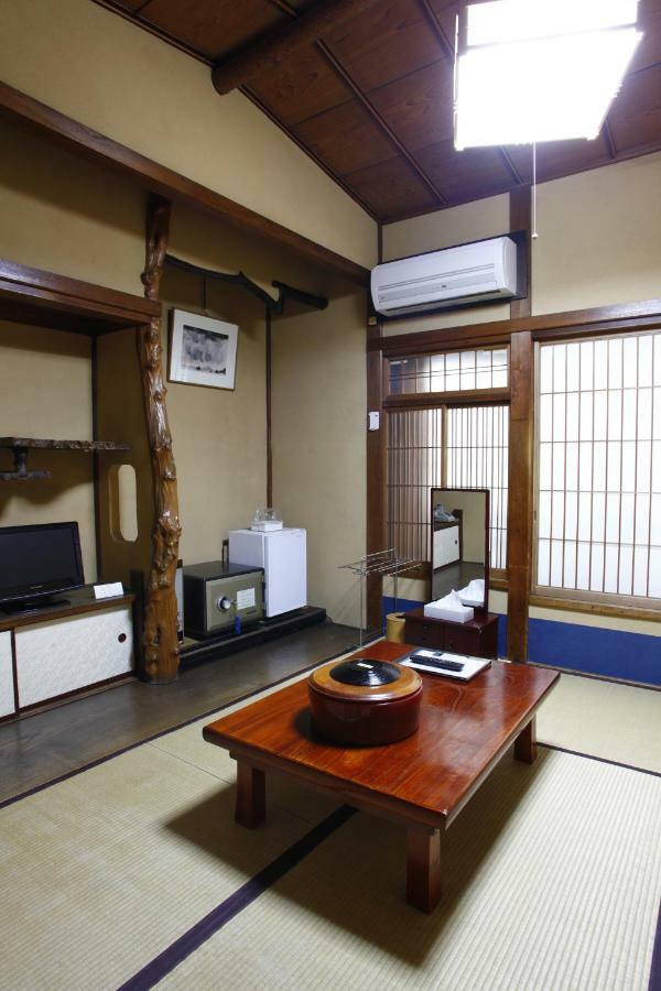 Homeikan Honkan / Daimachi Annex Ryokan 3*