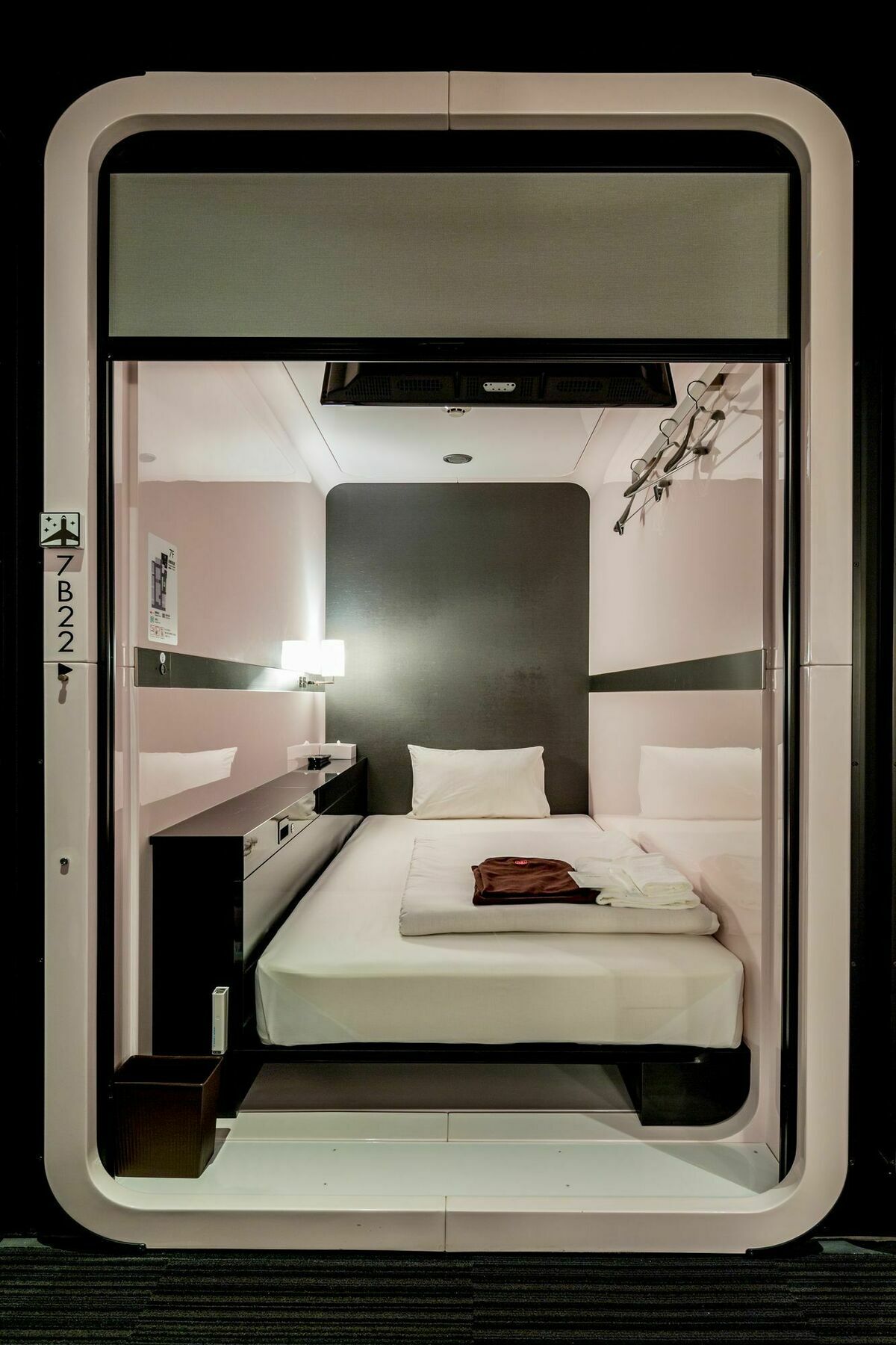 Capsule hotel First Akasaka Tokyo