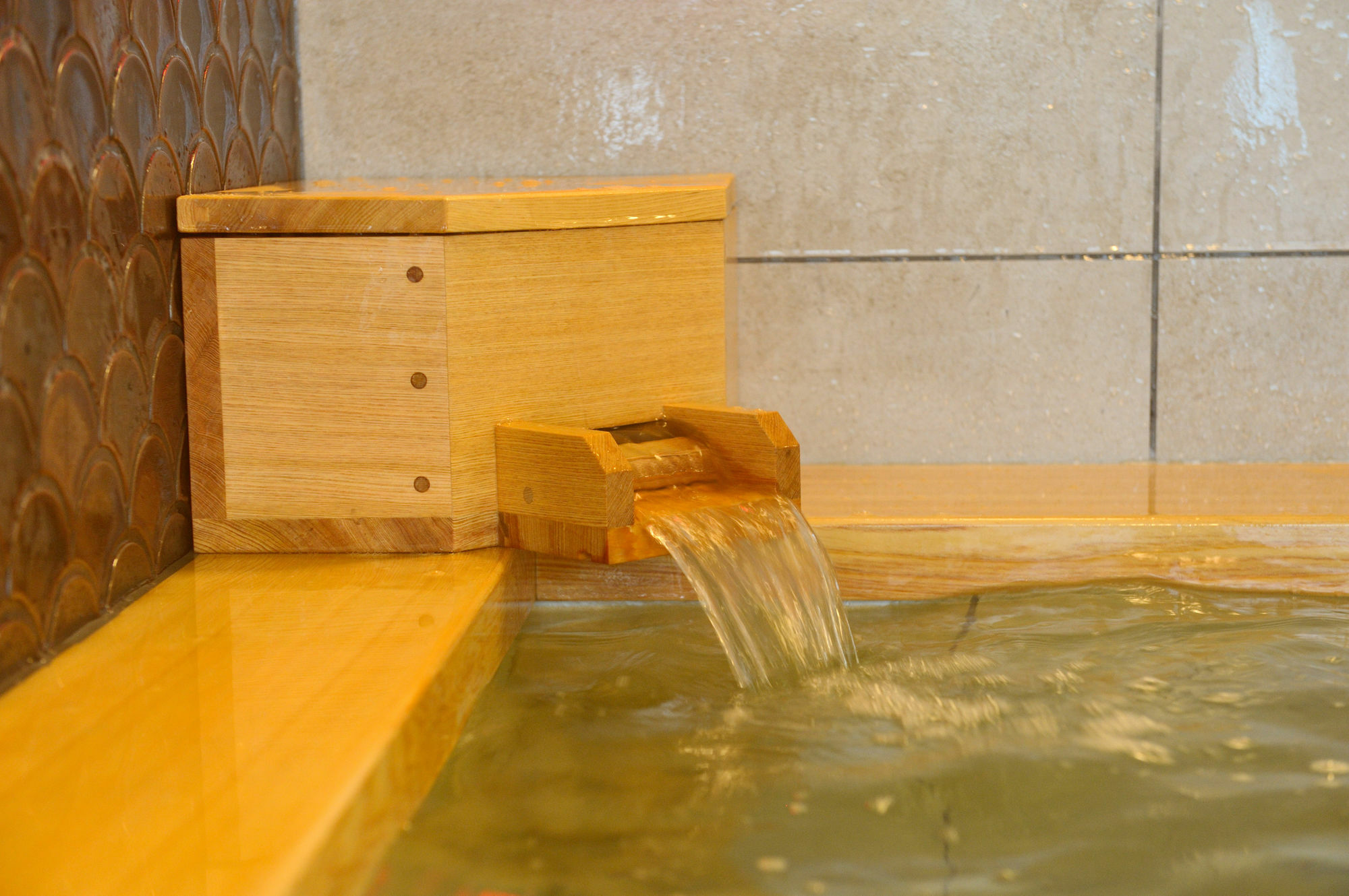 Global Gotanda Capsule hotel 2*