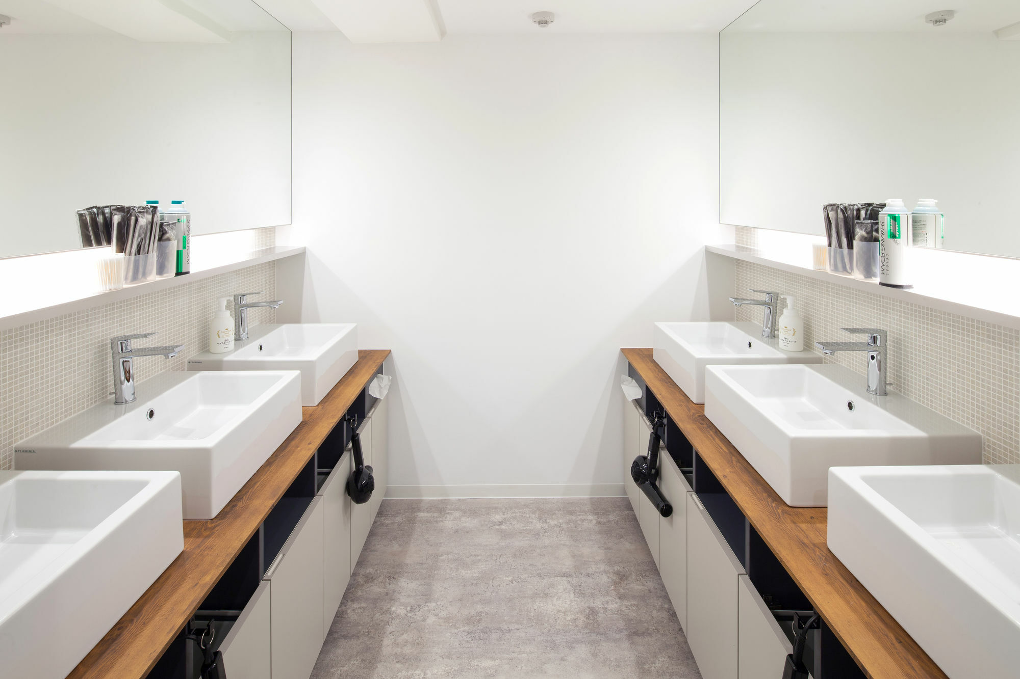 Capsule hotel Commun Shibuya *