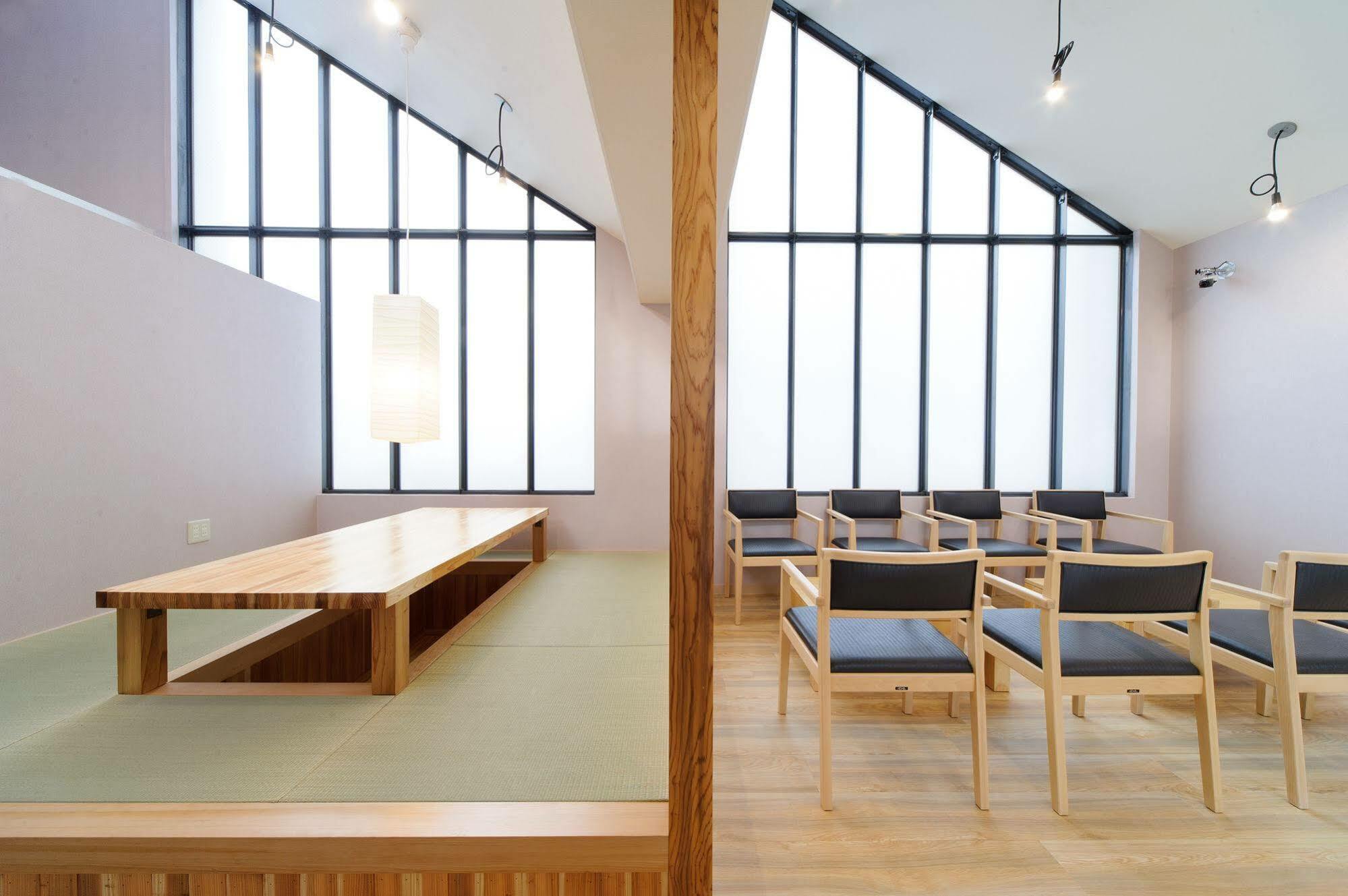 Hostel Oak *