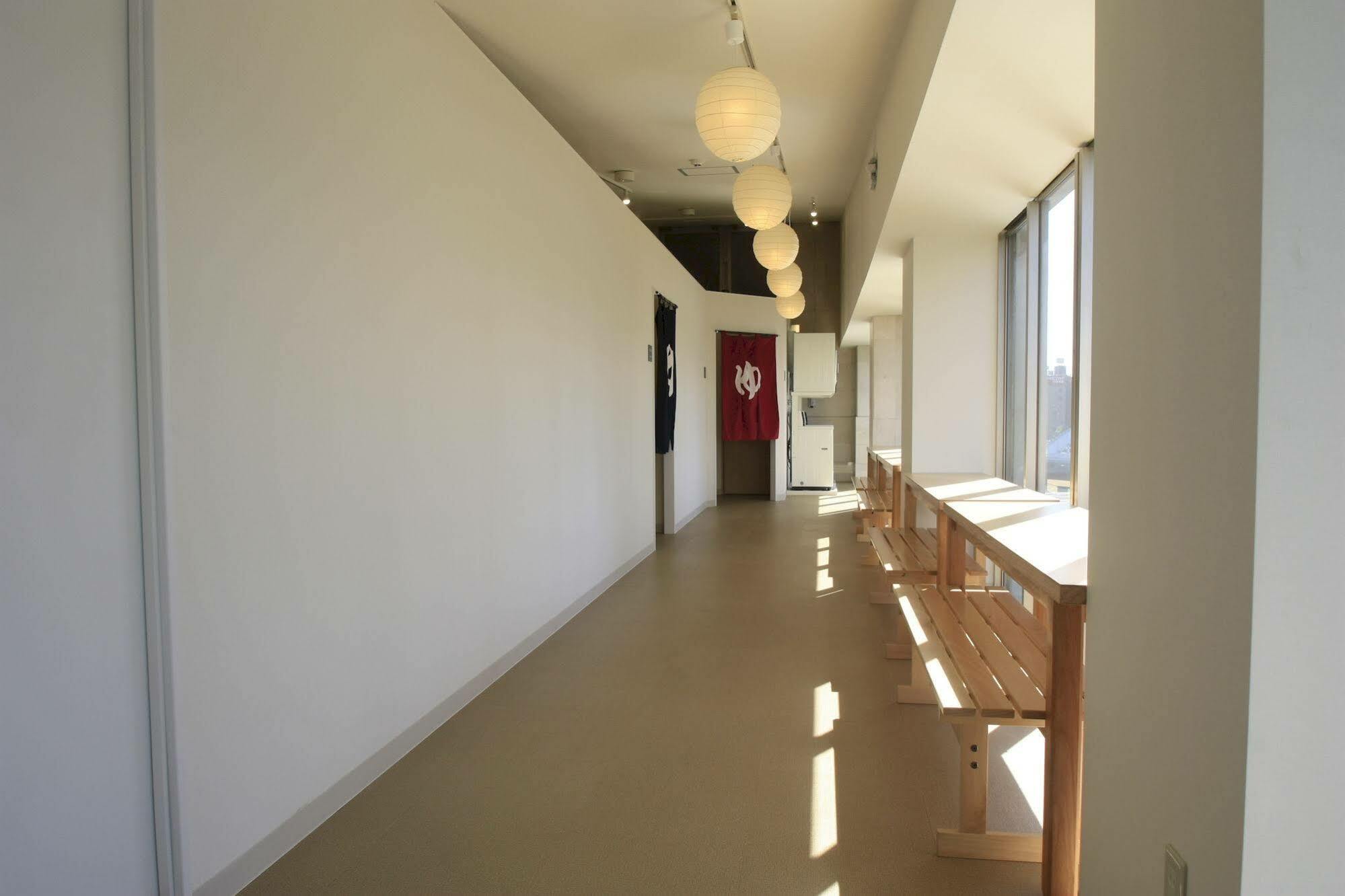 Oak Hostel